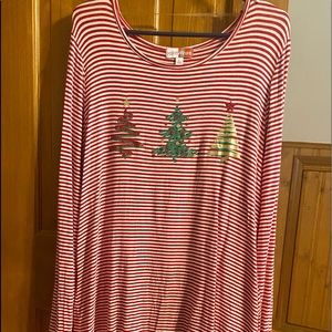 Women’s Christmas top